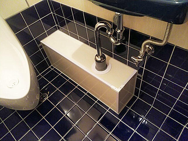 流れの悪かった2階トイレの排水管を点検 交換 施工事例 クラシアン