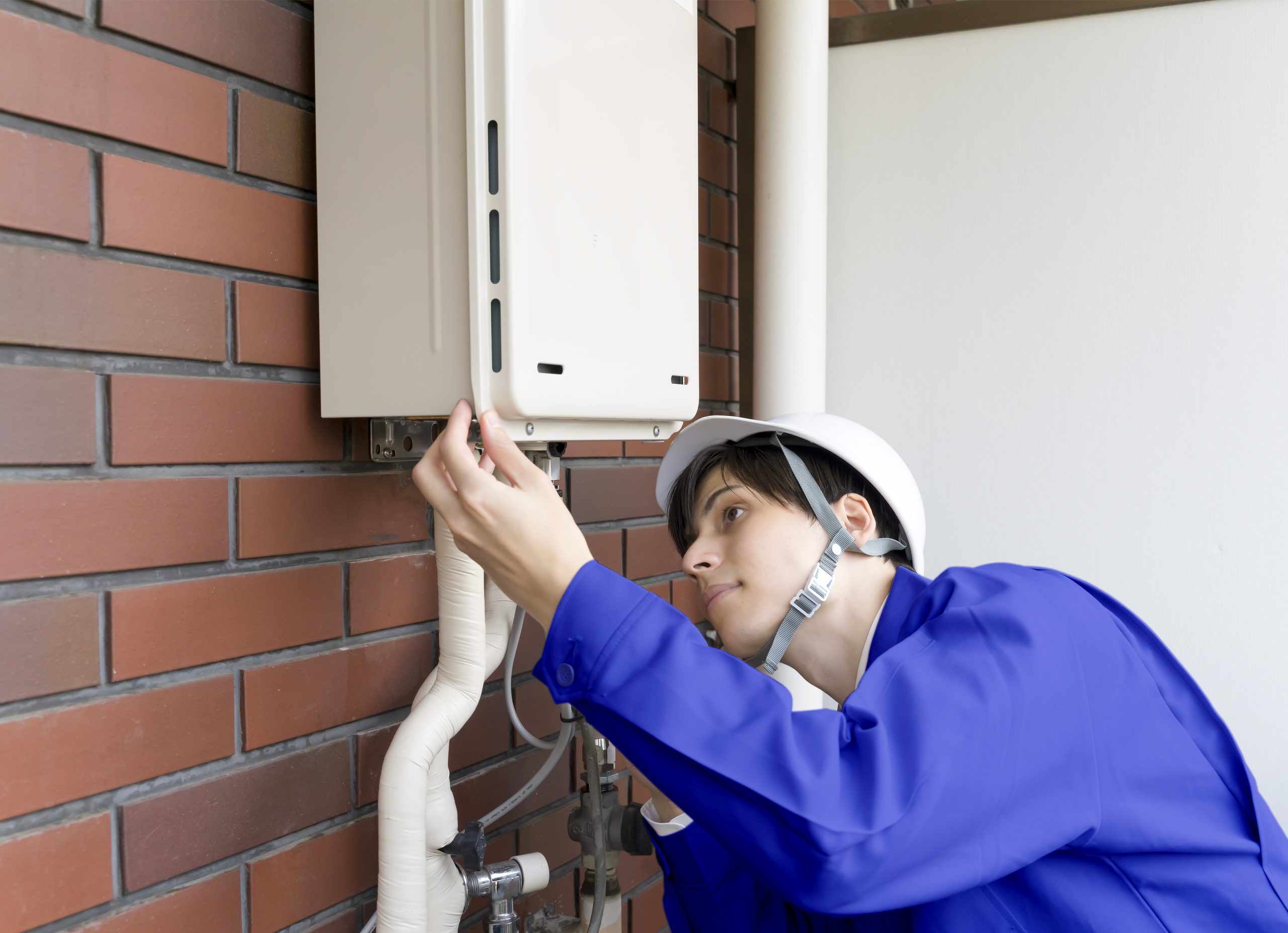 給湯器の交換はどこに頼むのが良い？業者の選び方や注意点を解説