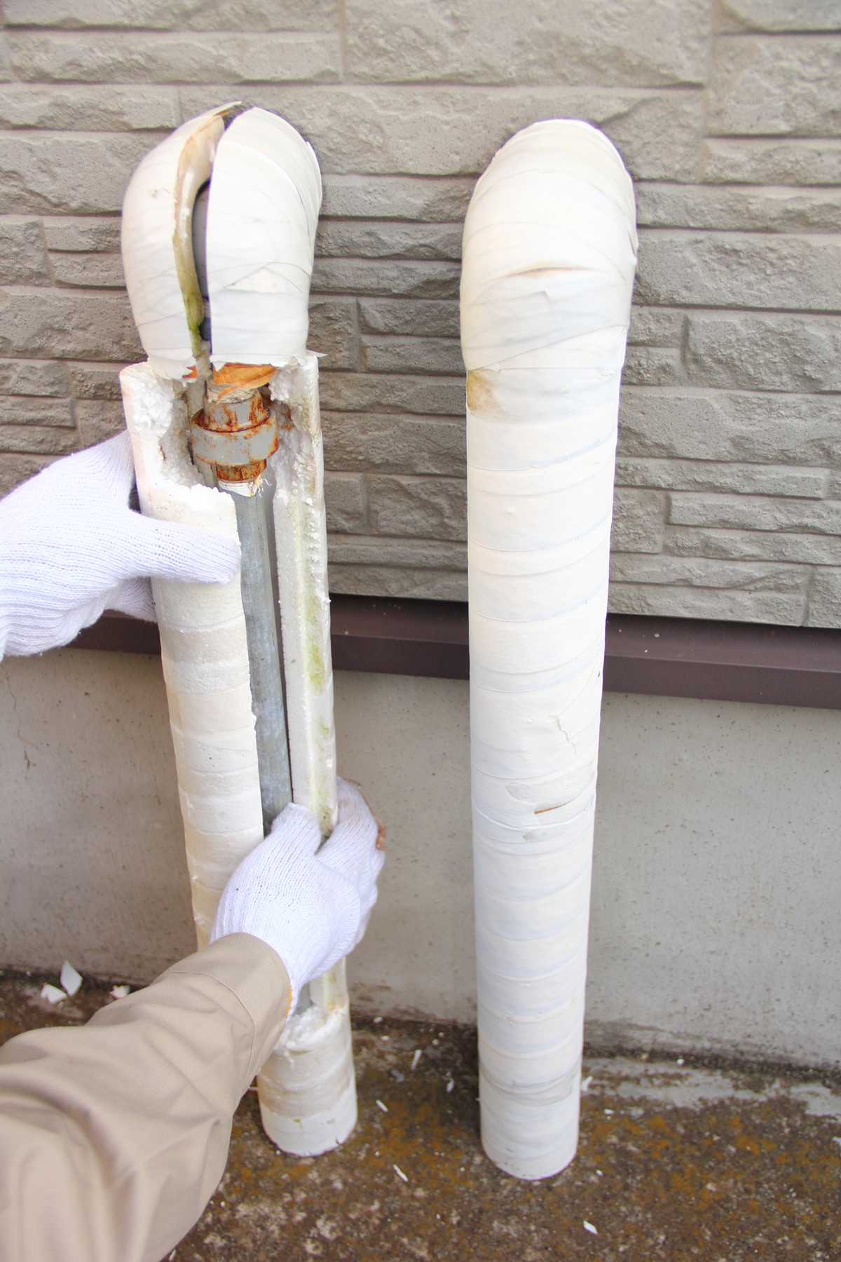 給水管と保温材