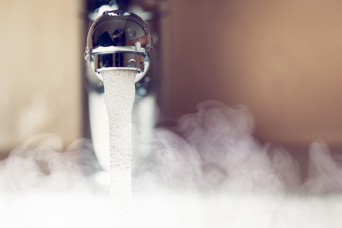 給湯器から水漏れしたらまずやるべきこと クラシアン 給湯器から水漏れしたらまずやるべきこと クラシアン